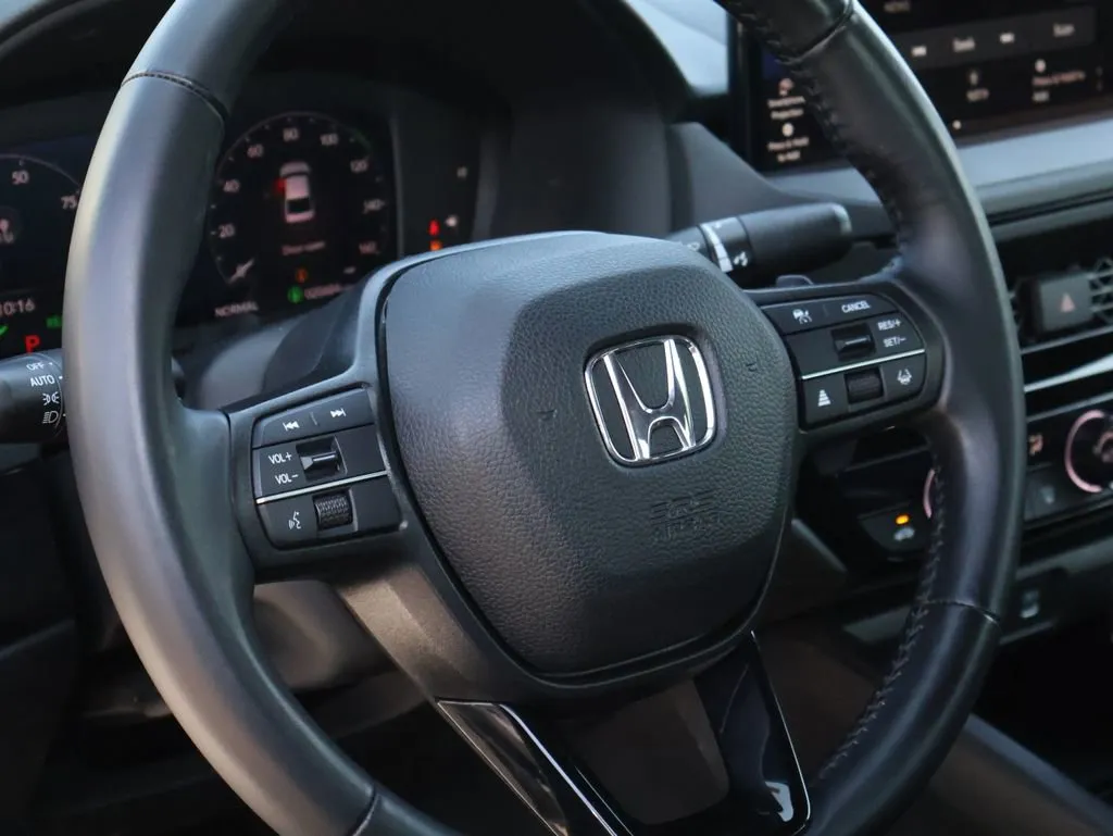 2023 Honda Accord Hybrid Sport - Photo 17