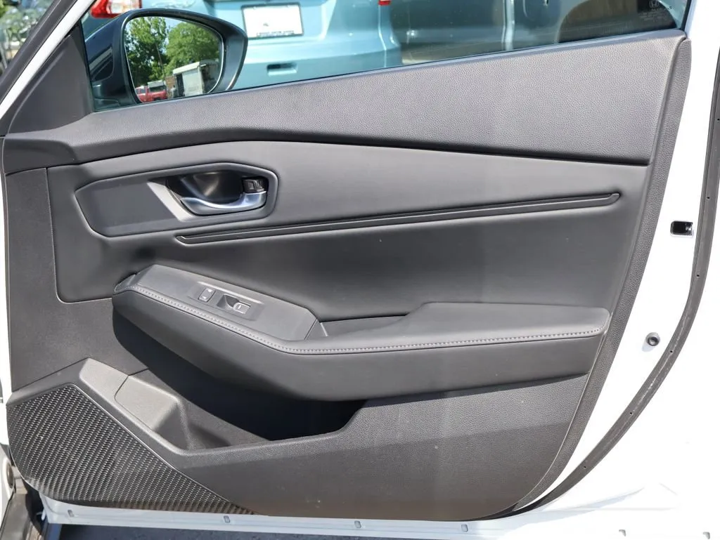 2023 Honda Accord Hybrid Sport - Photo 11