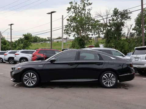 More photos of 2021 Honda Accord Hybrid EX-L at Jay Wolfe Honda, MO