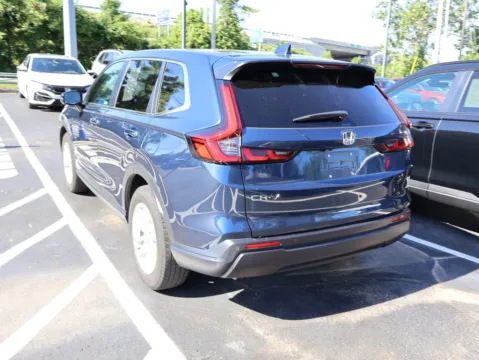 More photos of 2024 Honda CR-V EX-L at Jay Wolfe Honda, MO