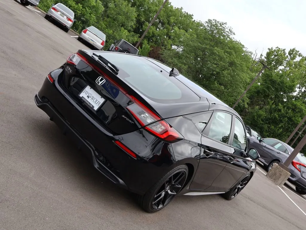 2024 Honda Civic Hatchback Sport - Photo 7