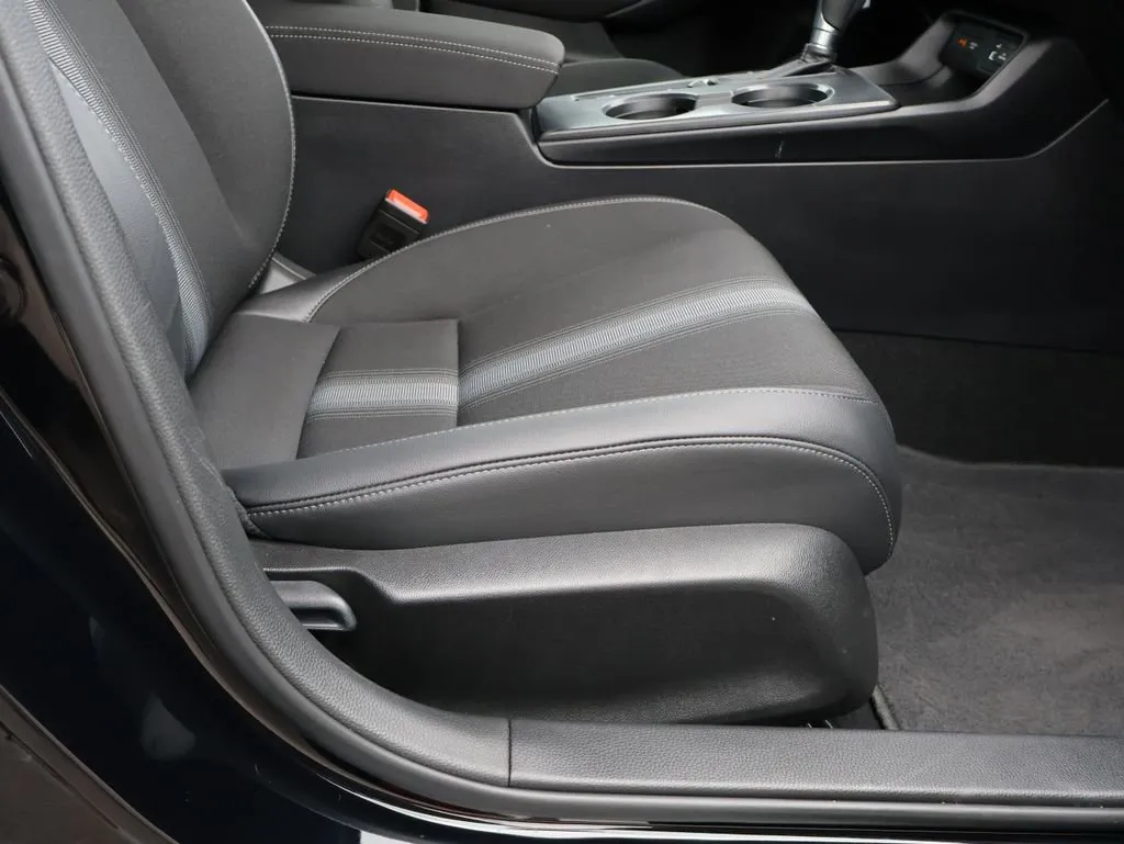 2024 Honda Civic Hatchback Sport - Photo 10