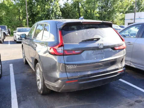 More photos of 2024 Honda CR-V EX at Jay Wolfe Honda, MO