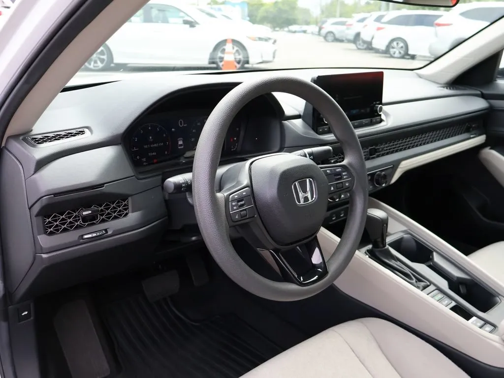 2024 Honda Accord LX - Photo 16