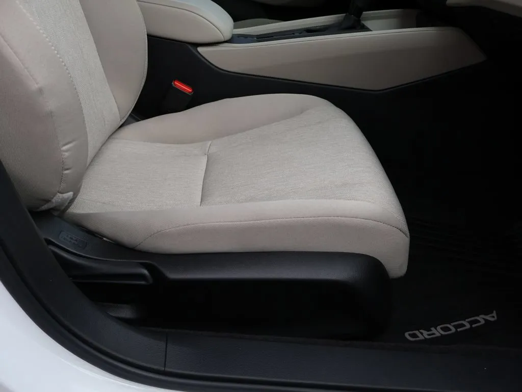 2024 Honda Accord LX - Photo 10