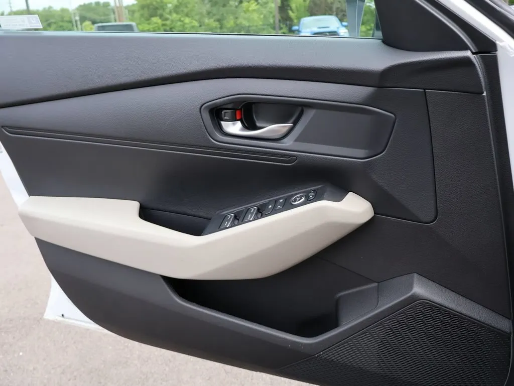 2024 Honda Accord LX - Photo 27