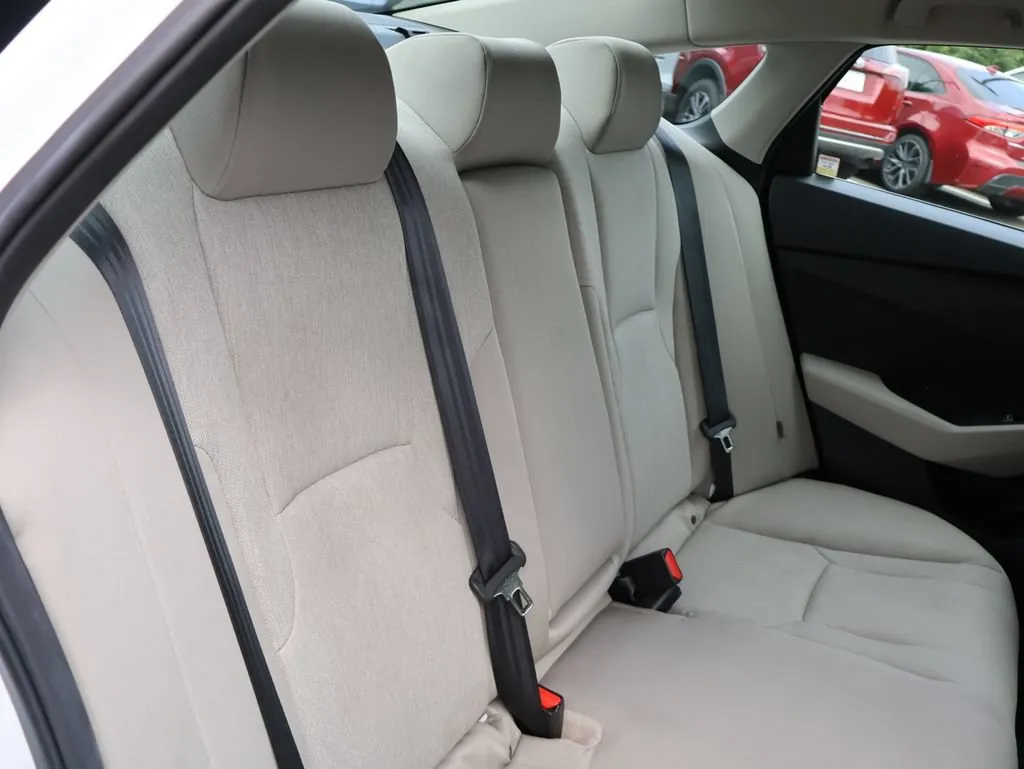 2024 Honda Accord LX - Photo 12