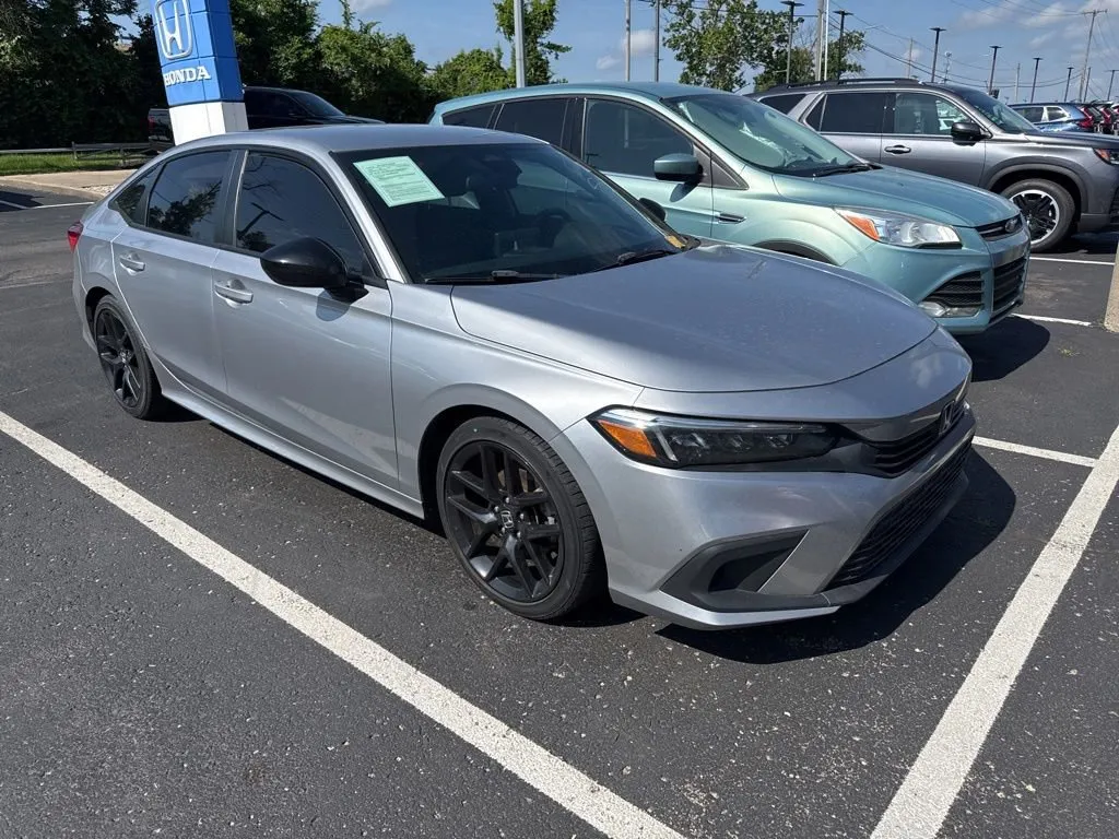 2022 Honda Civic Sport CVT's photo