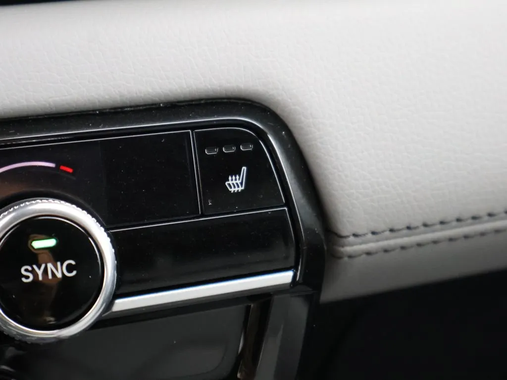 2025 Honda Pilot EX-L - Photo 23