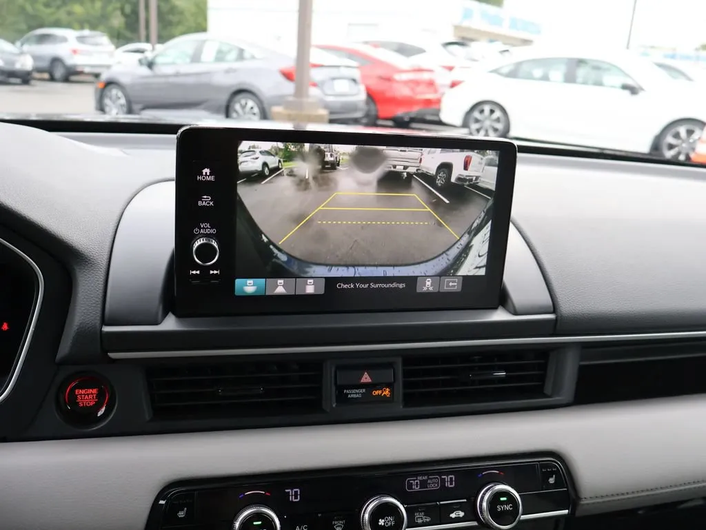 2025 Honda Pilot EX-L - Photo 21