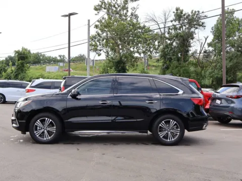 More photos of 2018 Acura MDX 3.5L at Jay Wolfe Honda, MO