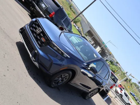 Another view of 2026 Honda CR-V Hybrid TrailSport for sale in Kansas City, MO at Jay Wolfe Honda