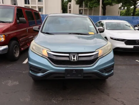 Photos of 2015 Honda CR-V LX for sale in Kansas City, MO at Jay Wolfe Honda