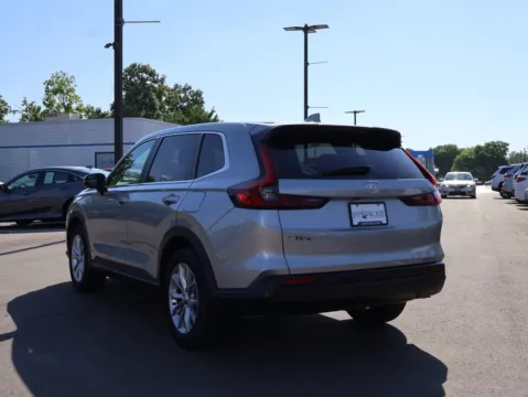 More photos of 2023 Honda CR-V EX-L at Jay Wolfe Honda, MO