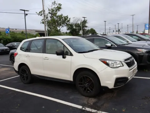 More photos of 2017 Subaru Forester 2.5i at Jay Wolfe Honda, MO