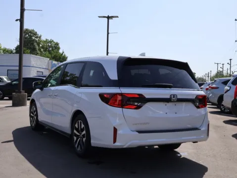 More photos of 2026 Honda Odyssey EX-L at Jay Wolfe Honda, MO