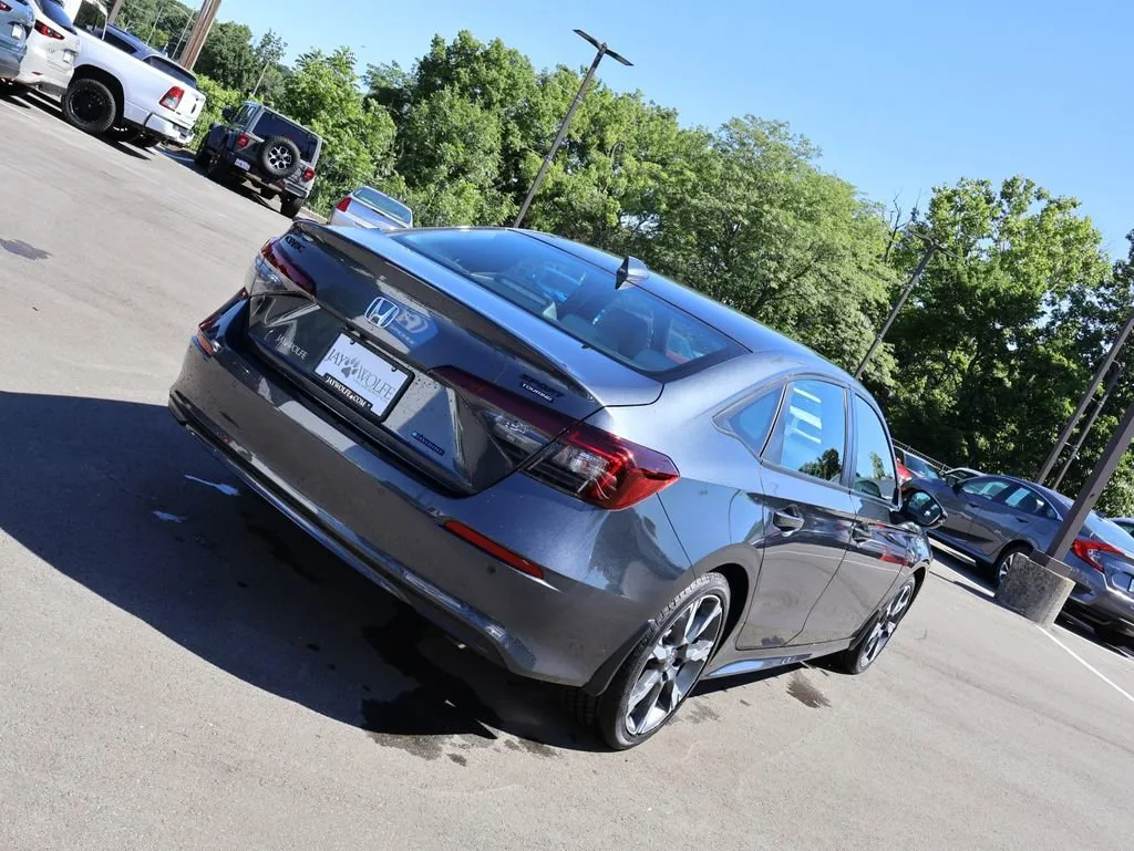 2026 Honda Civic Sport Touring - Photo 7