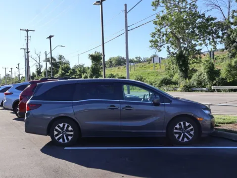 More photos of 2025 Honda Odyssey EX-L at Jay Wolfe Honda, MO