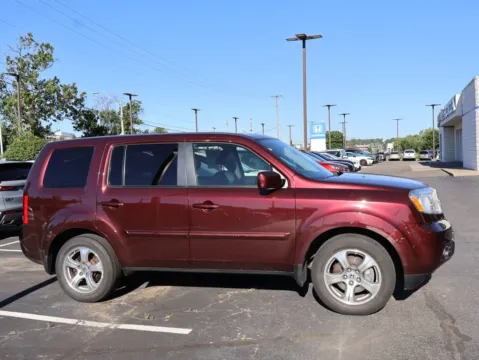 More photos of 2015 Honda Pilot EX-L at Jay Wolfe Honda, MO
