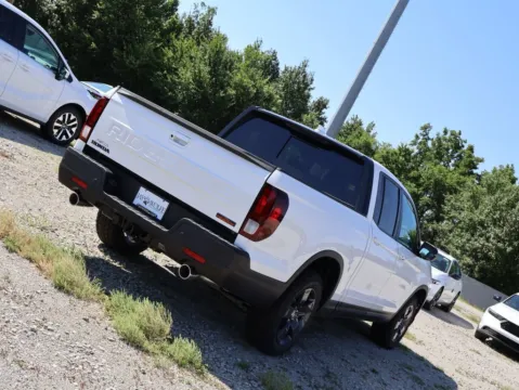 More photos of 2026 Honda Ridgeline TrailSport at Jay Wolfe Honda, MO