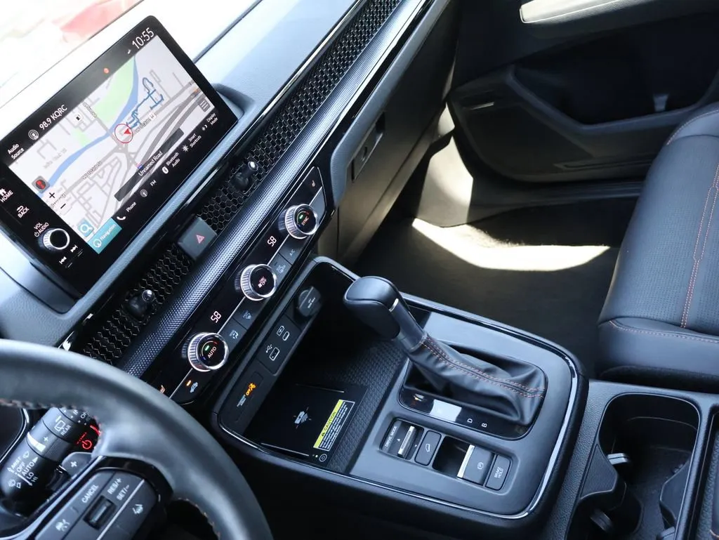 2025 Honda CR-V Sport Touring - Photo 19