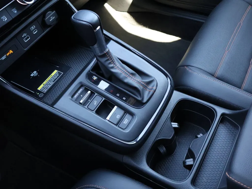 2025 Honda CR-V Sport Touring - Photo 25
