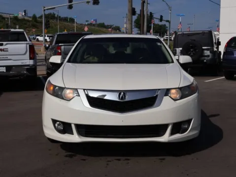 Photos of 2010 Acura TSX 2.4 for sale in Kansas City, MO at Jay Wolfe Honda