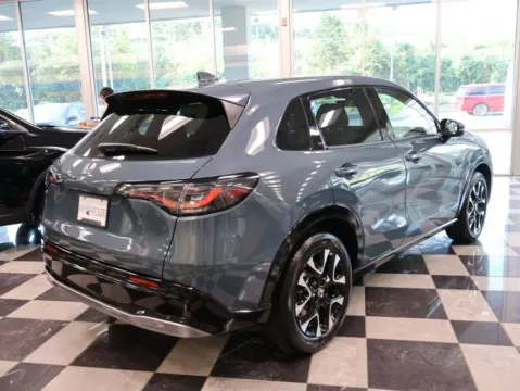 More photos of 2027 Honda HR-V EX-L at Jay Wolfe Honda, MO