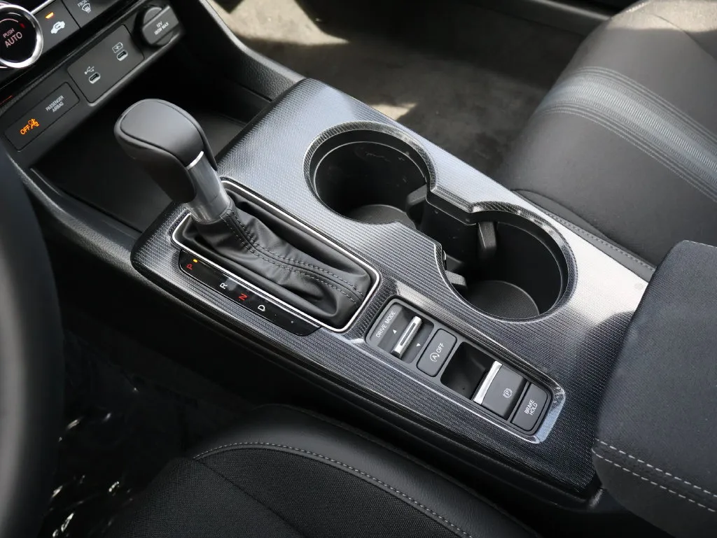 2026 Honda Civic Hatchback Sport - Photo 18