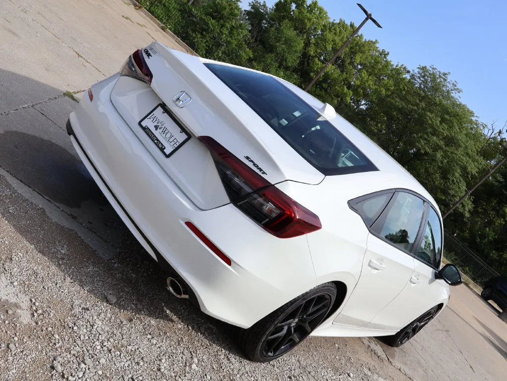 2026 Honda Civic Hatchback Sport - Photo 7
