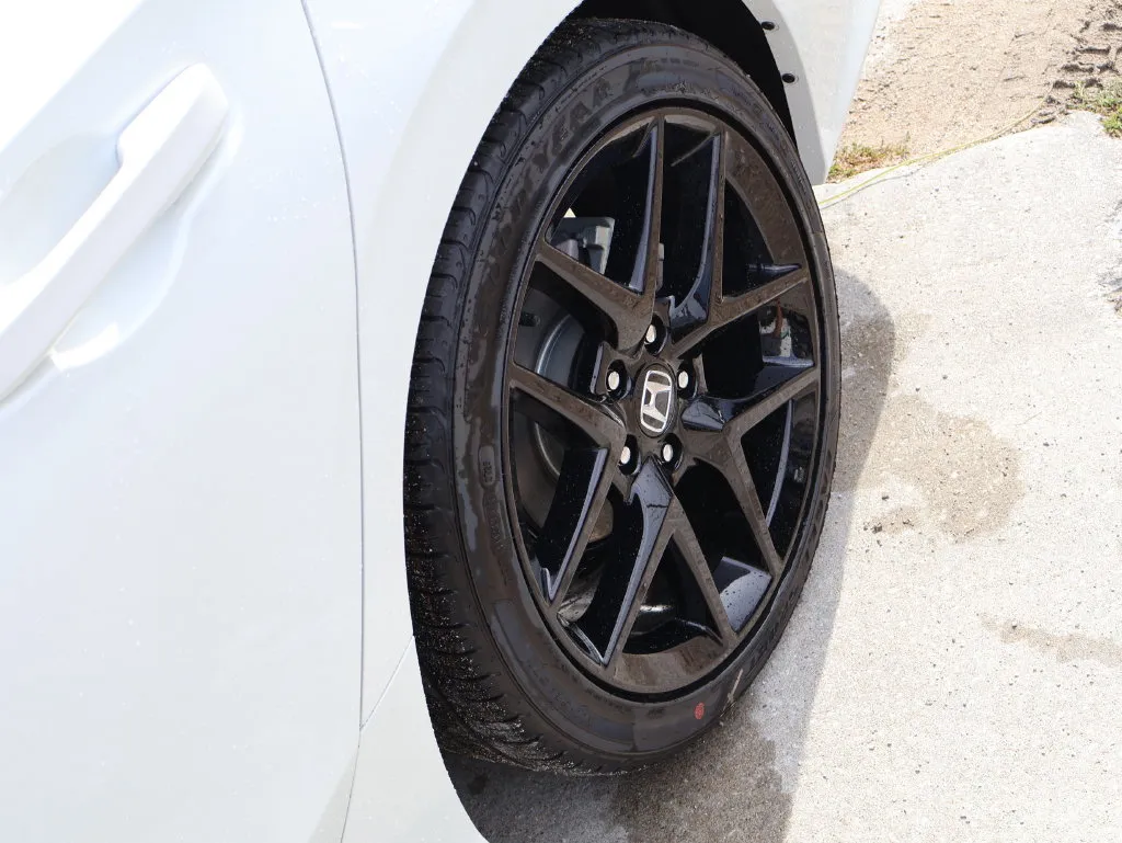 2026 Honda Civic Hatchback Sport - Photo 25