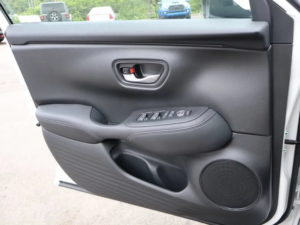 2026 Honda HR-V EX-L - Photo 30