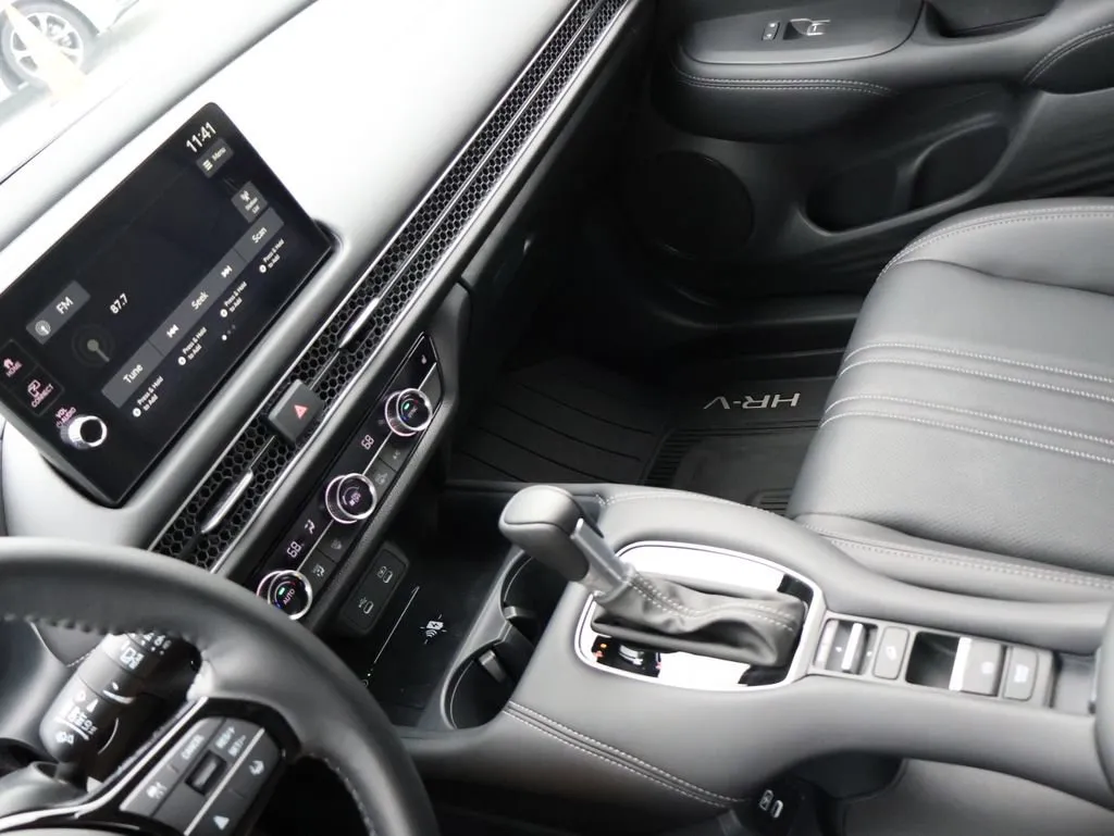 2026 Honda HR-V EX-L - Photo 18