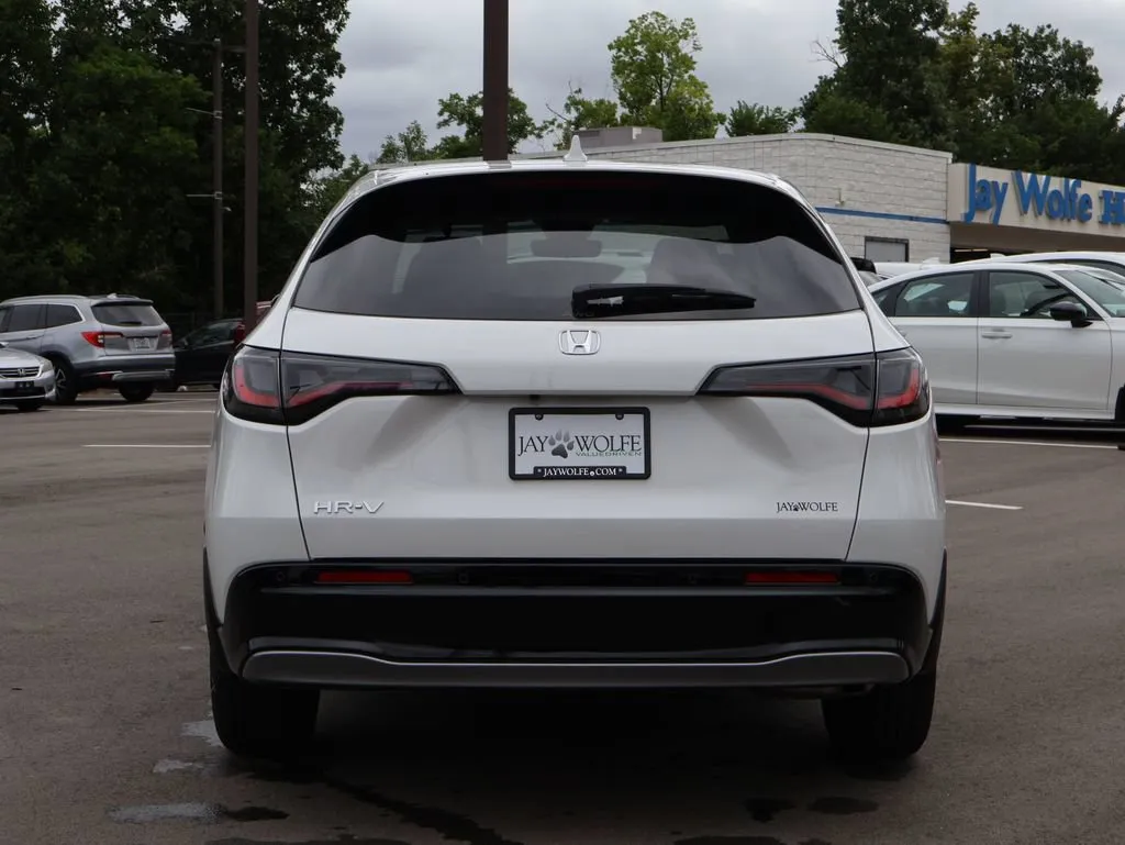 2026 Honda HR-V EX-L - Photo 6