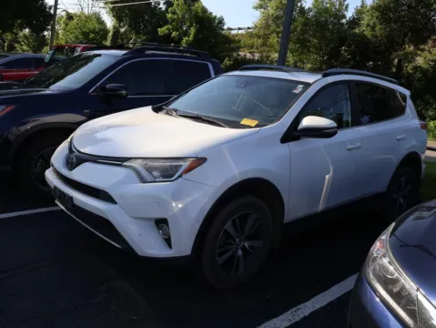 More photos of 2018 Toyota RAV4 XLE at Jay Wolfe Honda, MO
