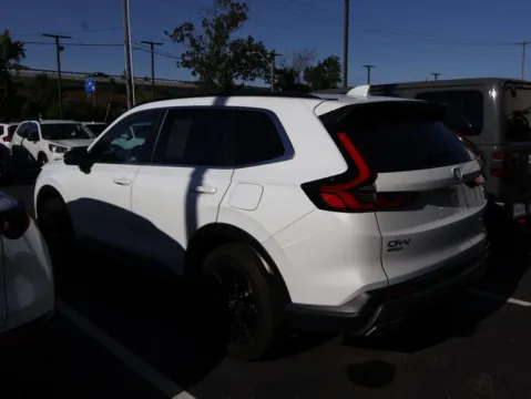 More photos of 2023 Honda CR-V Hybrid Sport at Jay Wolfe Honda, MO
