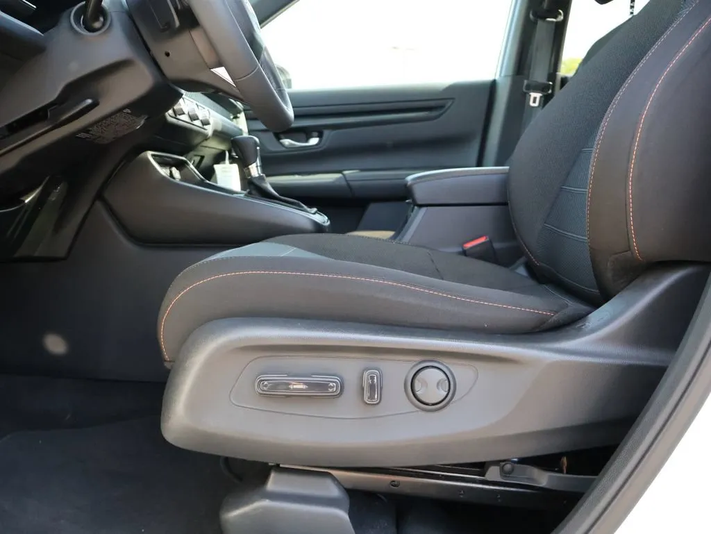2023 Honda CR-V Sport - Photo 30