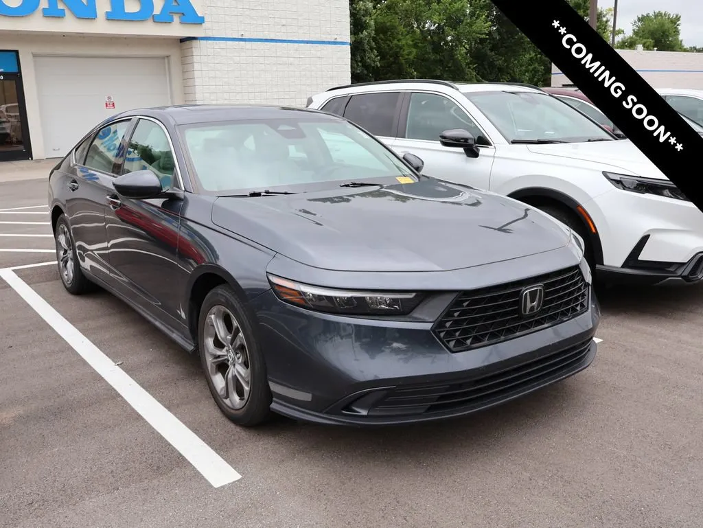 Gray 2023 Honda Accord Sedan EX for sale in Kansas City, MO