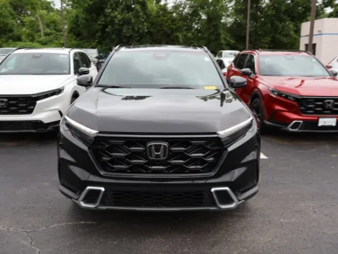 Photos of 2023 Honda CR-V Hybrid Sport Touring for sale in Kansas City, MO at Jay Wolfe Honda