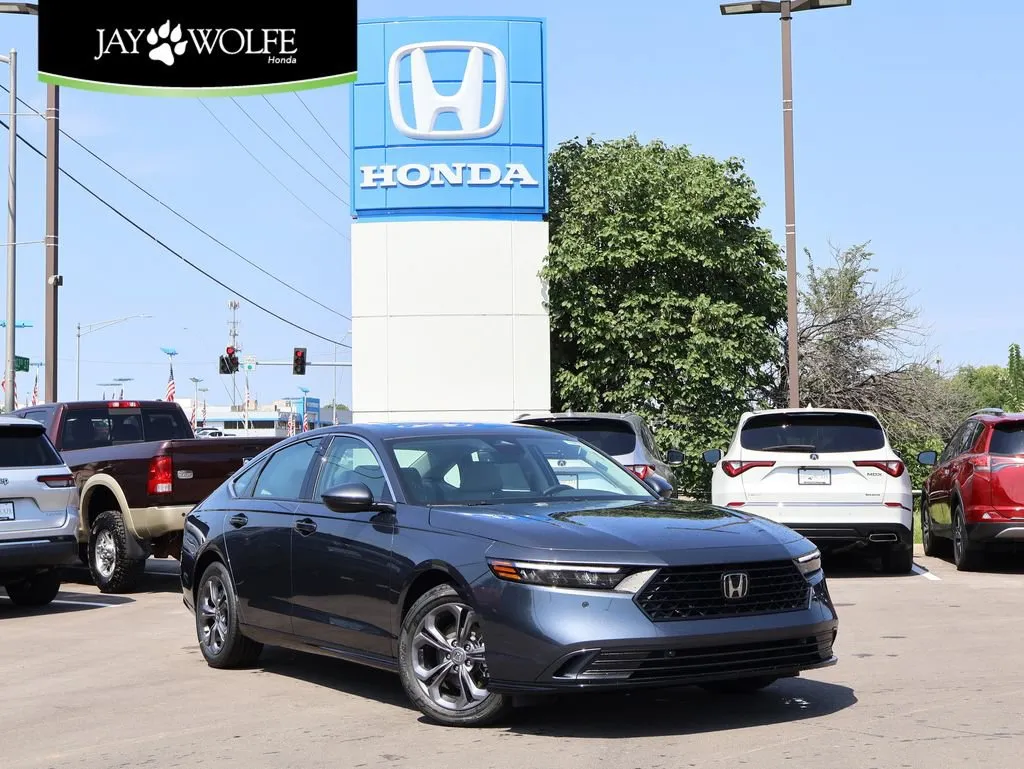 Gray 2026 Honda Accord Hybrid EX-L for sale in Kansas City, MO