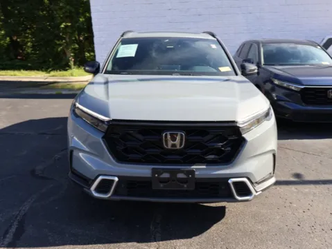 Photos of 2024 Honda CR-V Hybrid Sport Touring for sale in Kansas City, MO at Jay Wolfe Honda