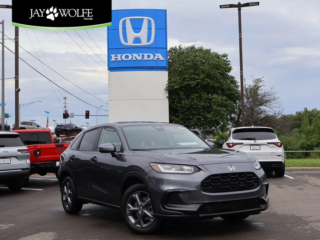Gray 2027 Honda HR-V LX for sale in Kansas City, MO