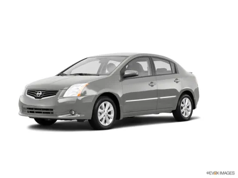 Silver 2011 Nissan Sentra 2.0 SL for sale in Kansas City, MO
