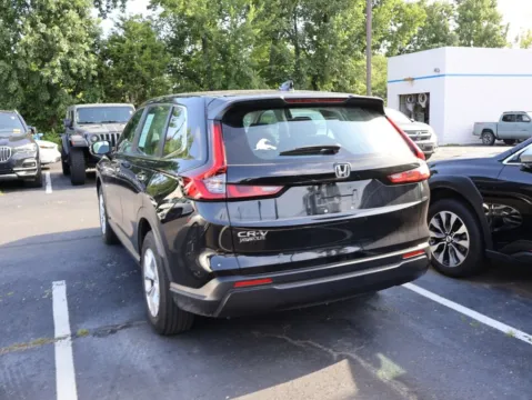 More photos of 2024 Honda CR-V LX at Jay Wolfe Honda, MO