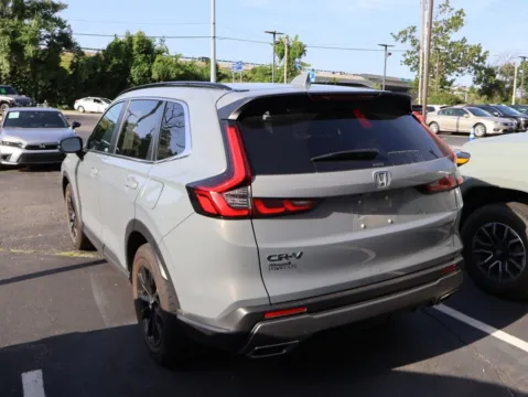 More photos of 2023 Honda CR-V Hybrid Sport at Jay Wolfe Honda, MO