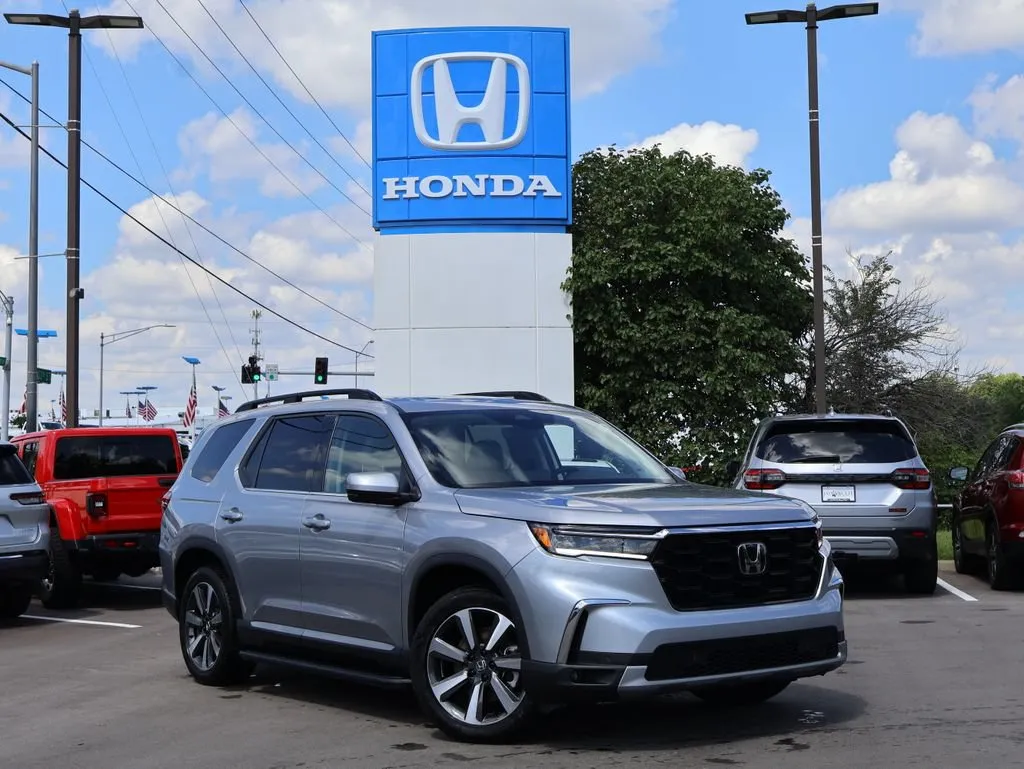2024 Honda Pilot Touring