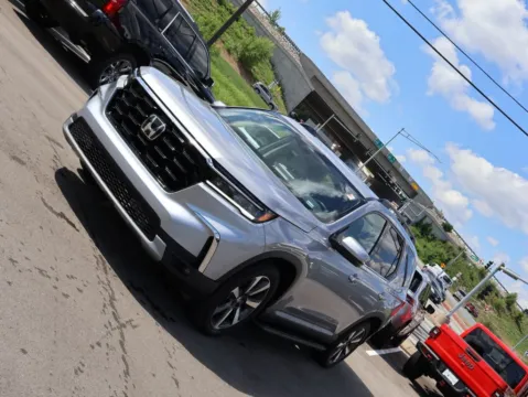 Another view of 2024 Honda Pilot Touring for sale in Kansas City, MO at Jay Wolfe Honda