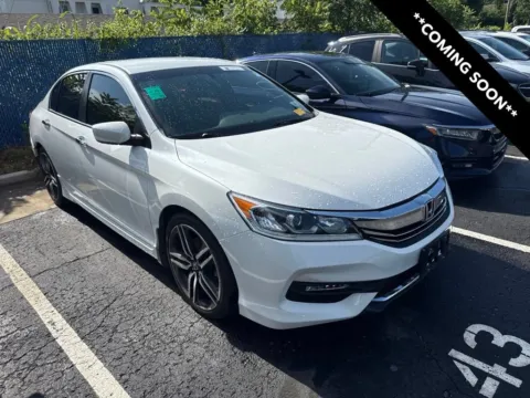 White 2017 Honda Accord Sedan Sport SE for sale in Kansas City, MO