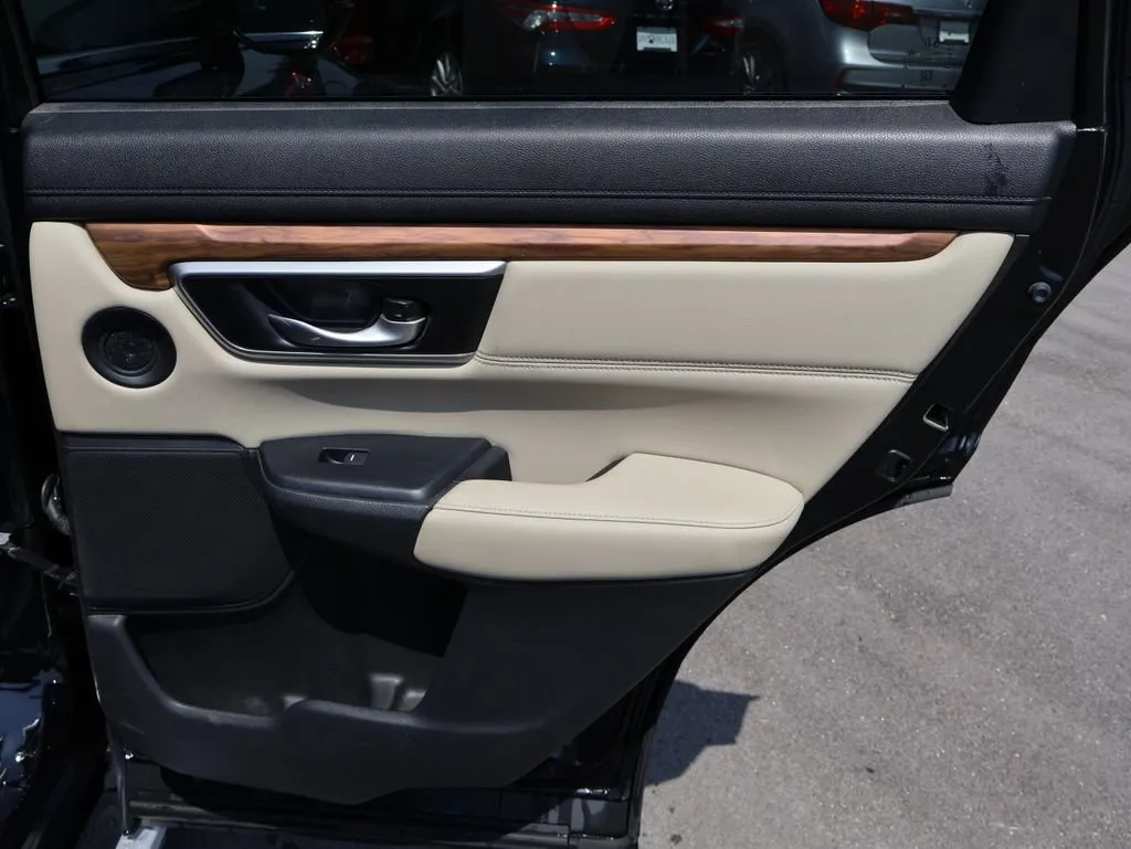 2018 Honda CR-V Touring - Photo 14
