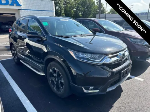 Black 2018 Honda CR-V Touring for sale in Kansas City, MO